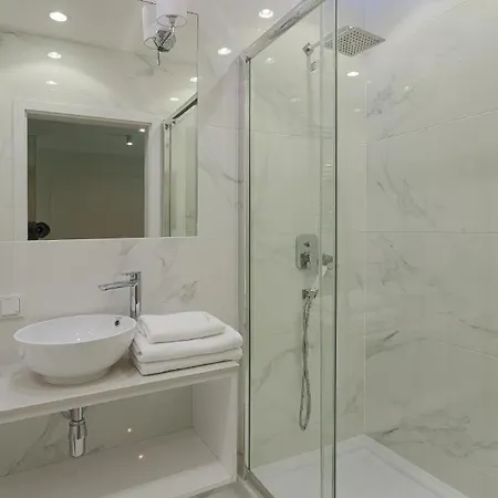 Mennica Luxury Location Апартаменты