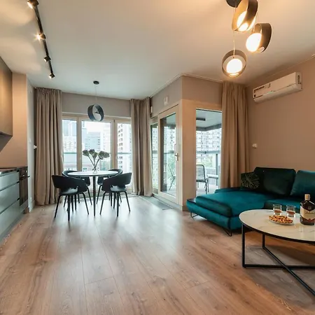 Mennica Luxury Location *