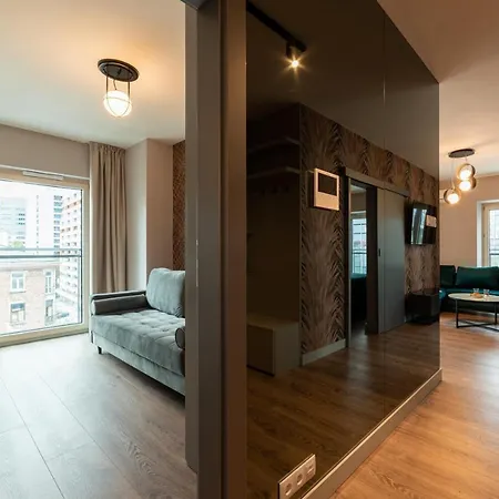 Mennica Luxury Location Apartment