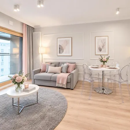 Апартаменти Mennica Residence Premium Collection *
