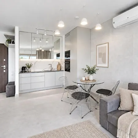 Апартаменти Mennica Residence Premium Collection *