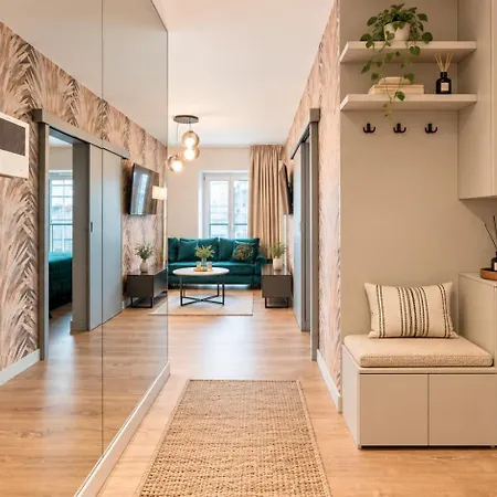 Mennica Residence Premium Collection