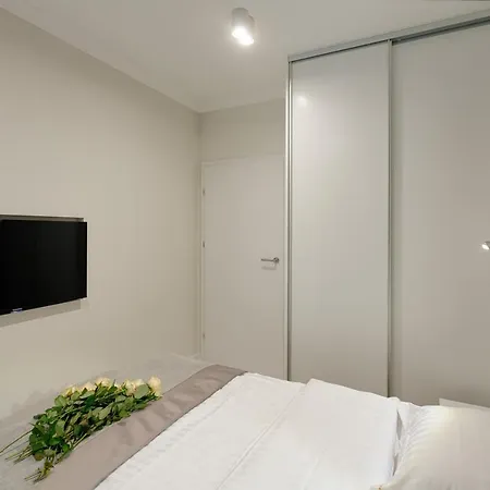 Mennica Luxury Location Apartment *
