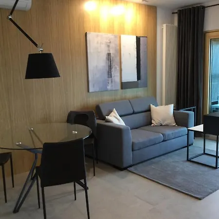 Mennica Luxury Location Apartment